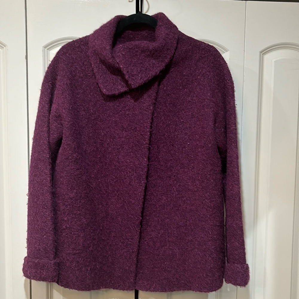 Eileen Fisher mohair/silk blend raspberry boucle’ jacket size small